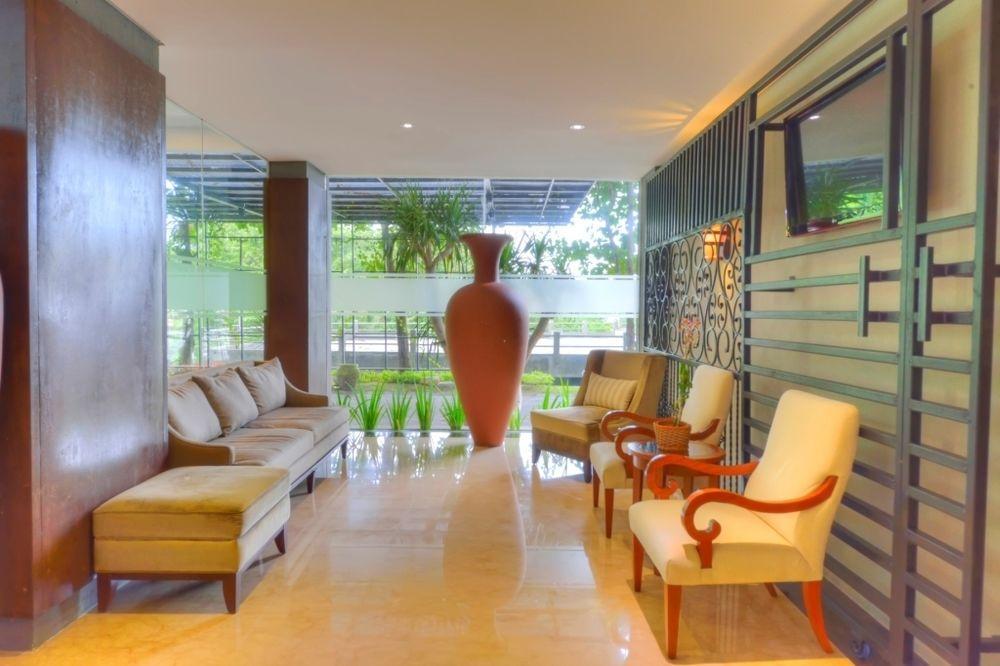 Oak Tree Emerald Hotel & Coventions Semarang Ngoại thất bức ảnh