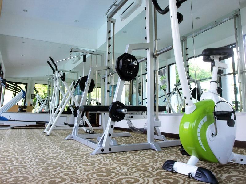 Oak Tree Emerald Hotel & Coventions Semarang Ngoại thất bức ảnh