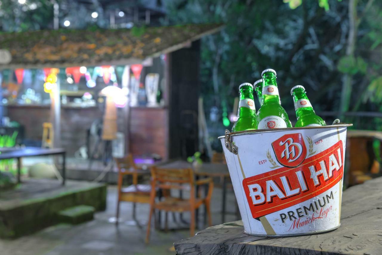 Oak Tree Emerald Hotel & Coventions Semarang Ngoại thất bức ảnh